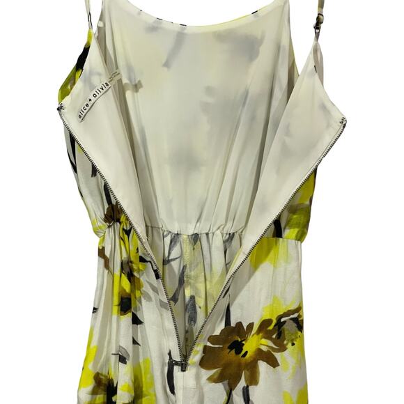 Alice + Olivia Cassia Flutter Romper - Daisy Field - 0 - Picture 12 of 14